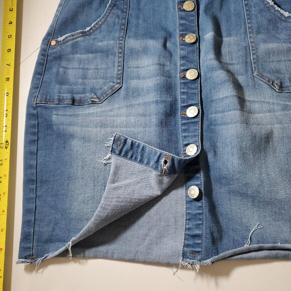 Celebrity Pink Denim Raw-Hem Skirtalls Sz L - Picture 15 of 16